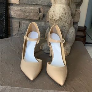 Sam Edelman Nude Dress Shoe
